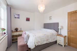Bedroom- click for photo gallery